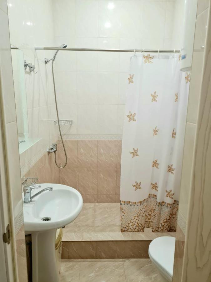 Guest House Gorny Ruchei Гагра Екстер'єр фото