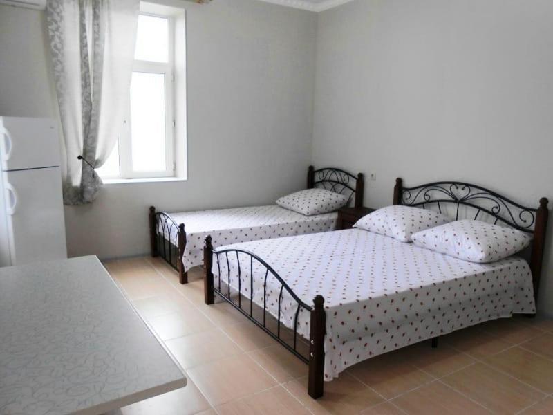 Guest House Gorny Ruchei Гагра Екстер'єр фото