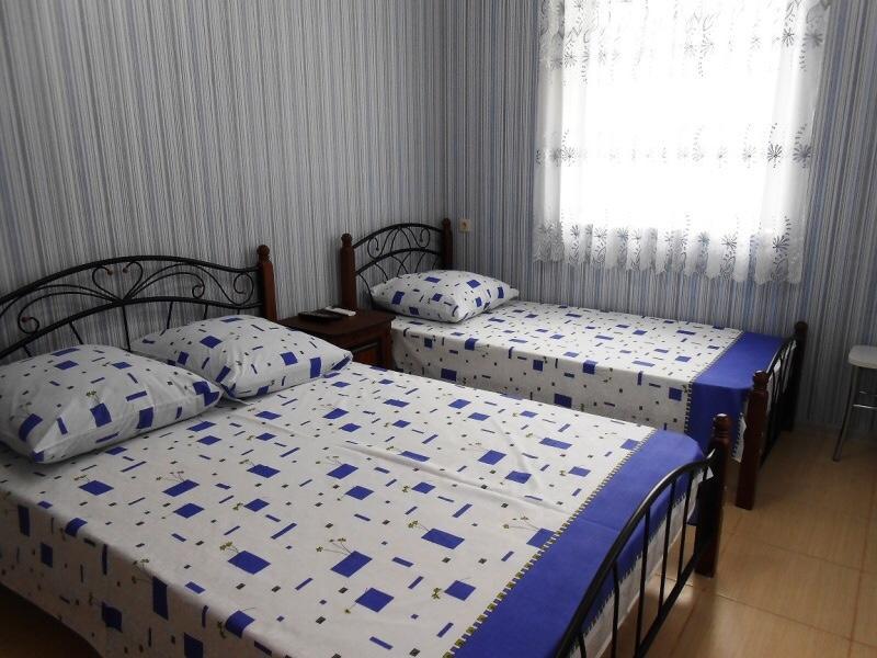 Guest House Gorny Ruchei Гагра Екстер'єр фото